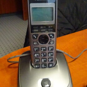 TELEFON PANASONIC KX-TG2512PDM [158/2024/4]