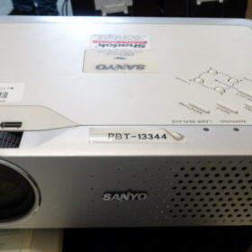 WIDEOPROJEKTOR SANYO PLC-XU73 (59/2026/3)