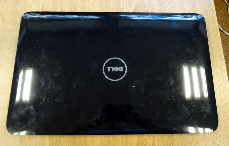 NOTEBOOK DELL VOSTRO 1015 (100/2026/16) - obrazek 2