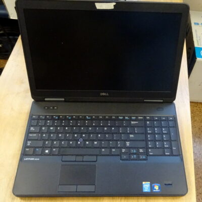 NOTEBOOK DELL VOSTRO 1015 (100/2026/17)